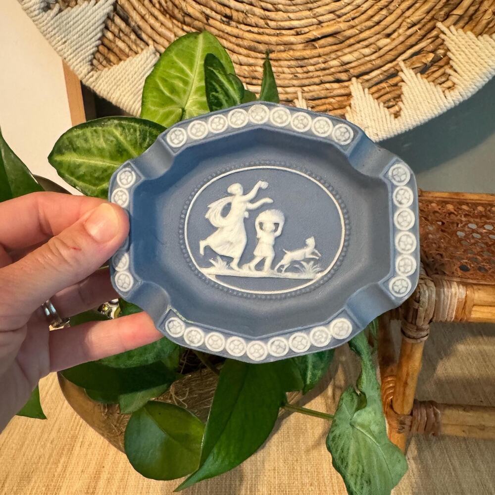 Vintage Light Blue Jasperware-Style Trinket Dish Tray with Neo-Classic Cameo